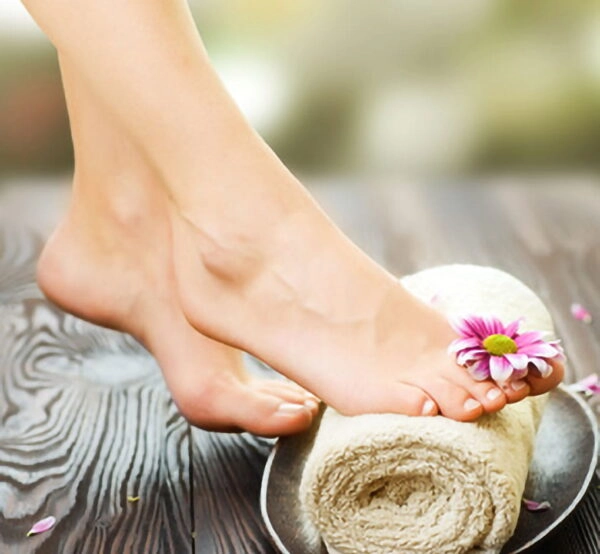 Women Nail Services